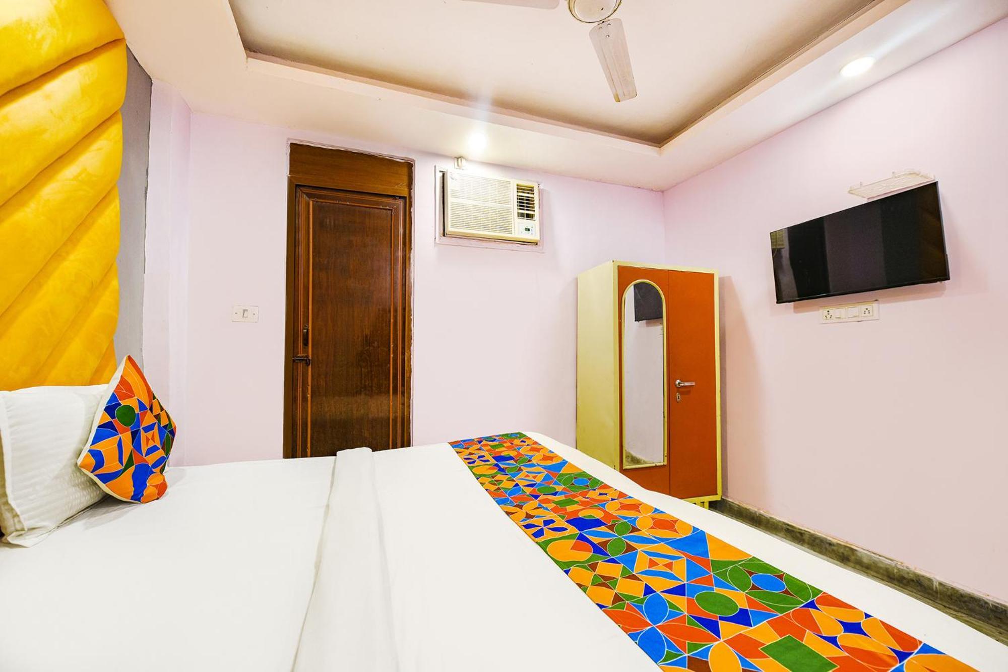 Fabhotel Pp Residency Tilak Nagar Нью-Делі Екстер'єр фото
