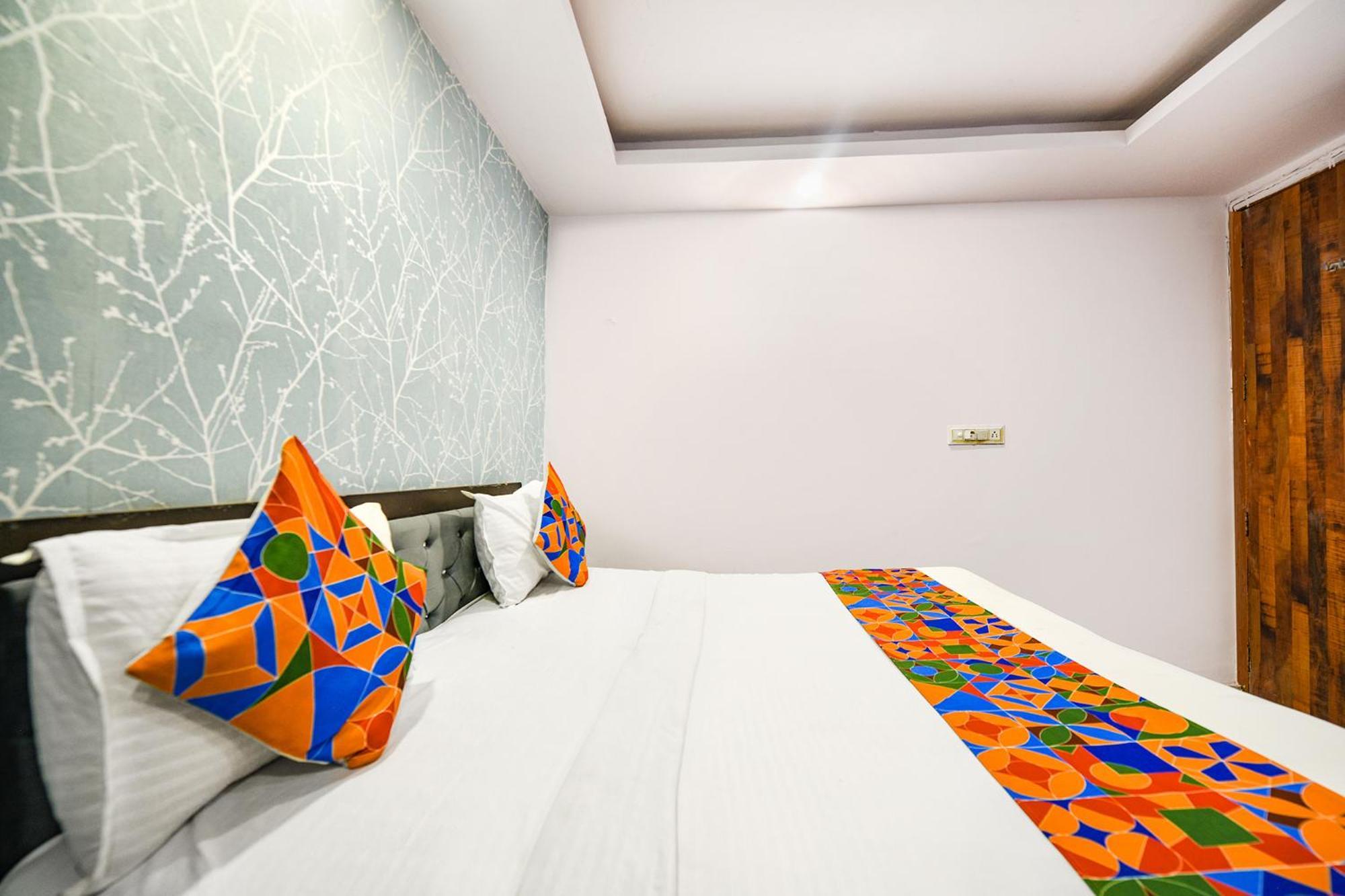 Fabhotel Pp Residency Tilak Nagar Нью-Делі Екстер'єр фото