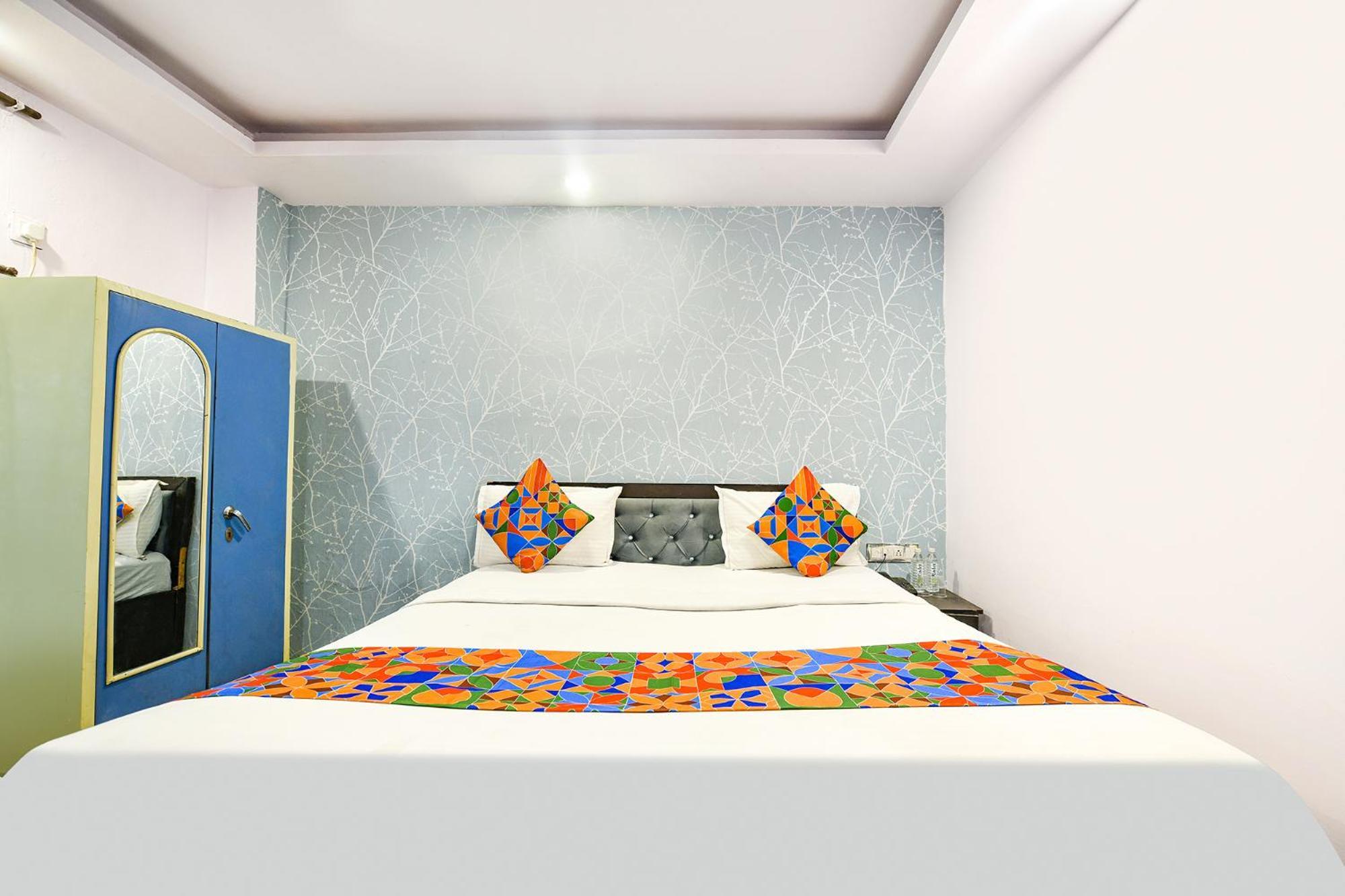 Fabhotel Pp Residency Tilak Nagar Нью-Делі Екстер'єр фото